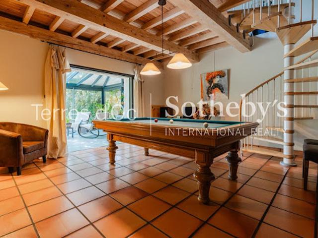 Vente Maison 10 pièces 345 m2 Thuir