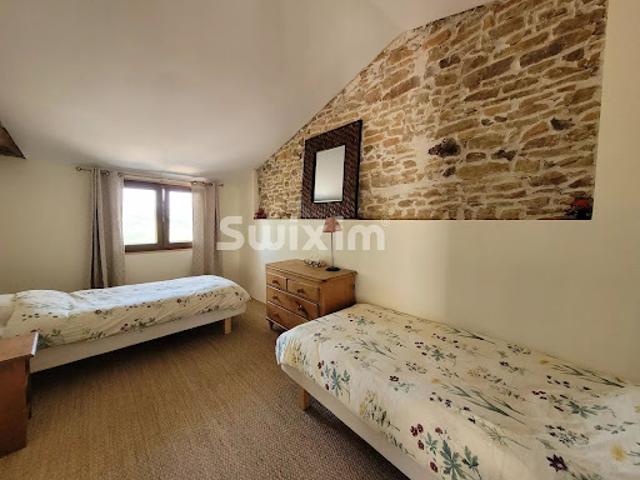 Vente Maison 10 pièces 345 m2 Saint Amour Bellevue