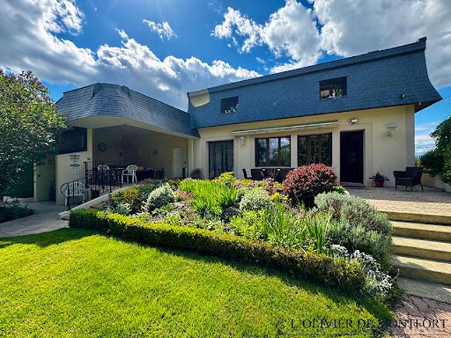 Vente Maison 10 pièces 353 m2 Le Perray en Yvelines