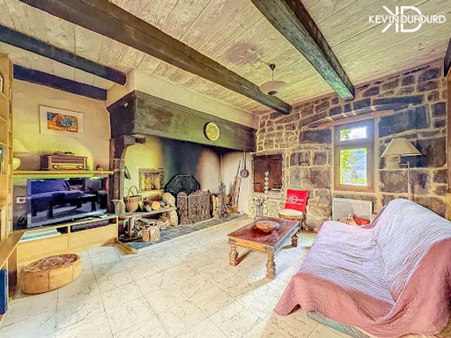 Vente Maison 10 pièces 350 m2 Thueyts