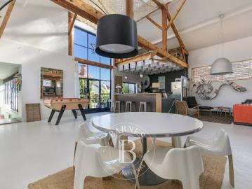 Vente Maison 10 pièces 350 m2 Vanves