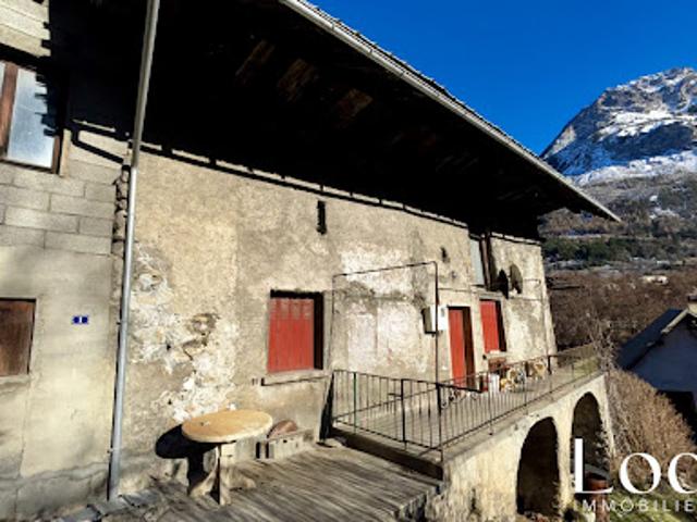 Vente Maison 10 pièces 350 m2 L'Argentière la Bessée