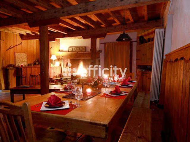 Vente Maison 10 pièces 350 m2 Saint Lary Soulan