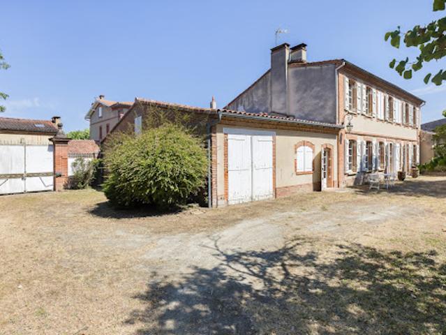 Vente Maison 10 pièces 351.93 m2 Cugnaux