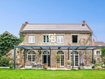 Vente Maison 10 pièces 352 m2 Feucherolles