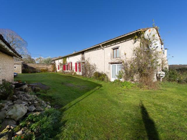 Vente Maison 10 pièces 357 m2 Pommiers Moulons
