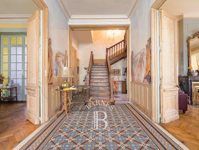 Vente Maison 10 pièces 354.28 m2 Lyon 6ème
