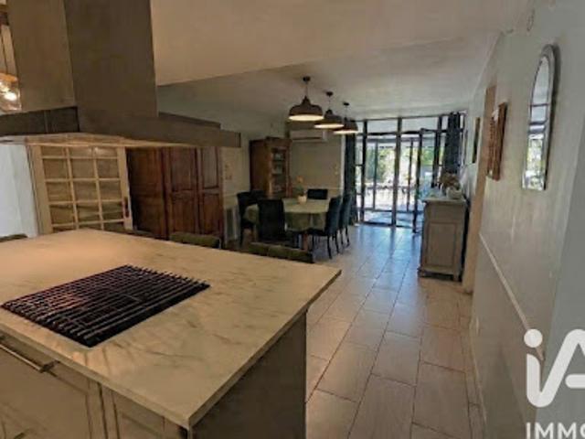 Vente Maison 10 pièces 360 m2 L'Isle sur la Sorgue