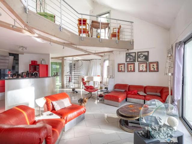Vente Maison 10 pièces 360 m2 Saint Maurice Montcouronne