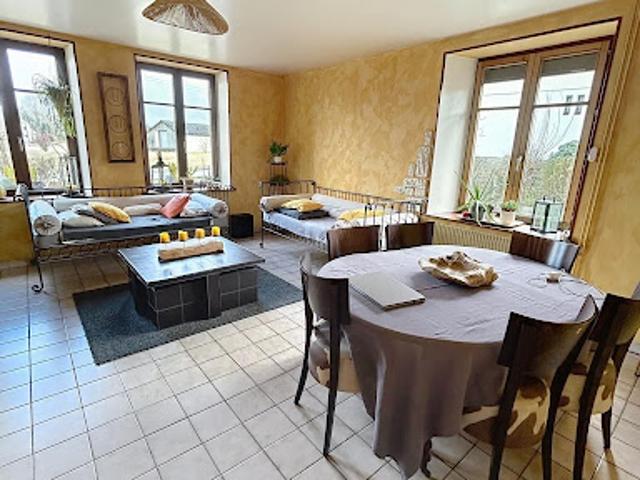 Vente Maison 10 pièces 365 m2 Girecourt sur Durbion
