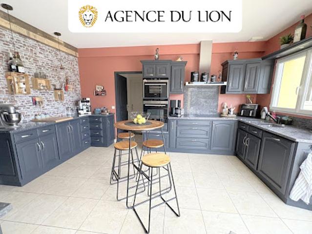 Vente Maison 10 pièces 366 m2 La Loupe