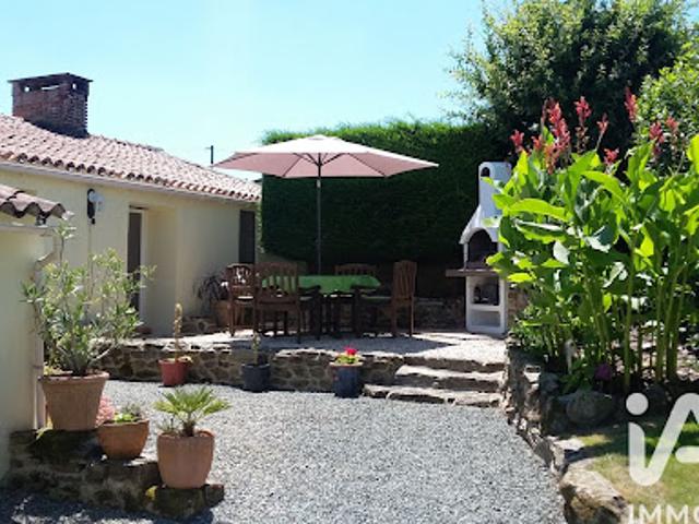 Vente Maison 10 pièces 366 m2 Maché