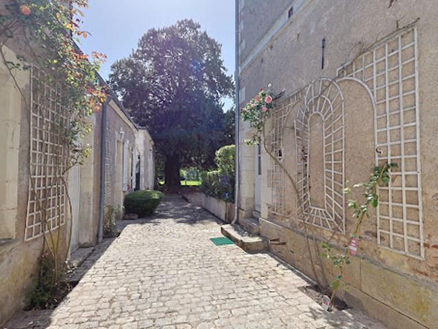 Vente Maison 10 pièces 368 m2 Chambray les tours