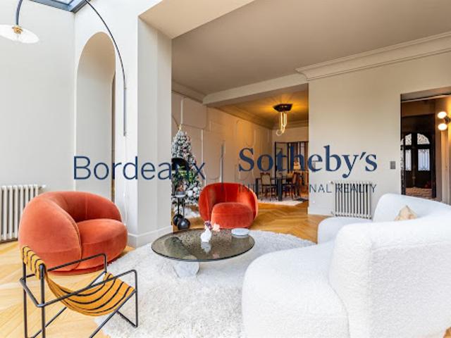 Vente Maison 10 pièces 370 m2 Bordeaux