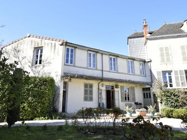 Vente Maison 10 pièces 370 m2 Chalon sur saone