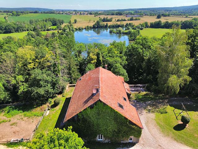 Vente Maison 10 pièces 370 m2 Devecey