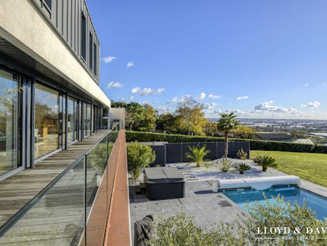 Vente Maison 10 pièces 370 m2 Nantes