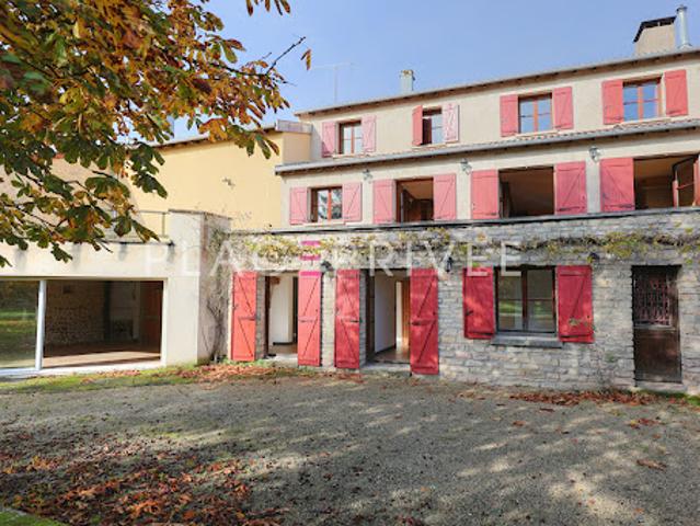 Vente Maison 10 pièces 375 m2 Vincey