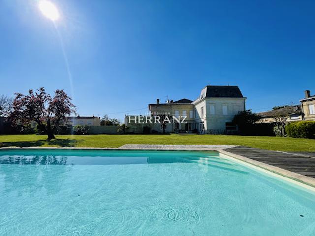 Vente Maison 10 pièces 376 m2 Libourne