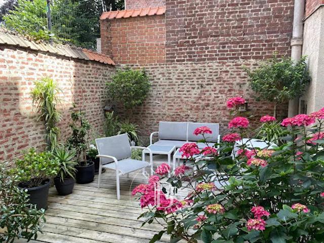 Vente Maison 10 pièces 383 m2 Lille