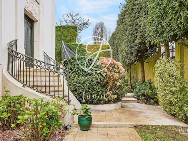 Vente Maison 10 pièces 380 m2 Ville d'Avray