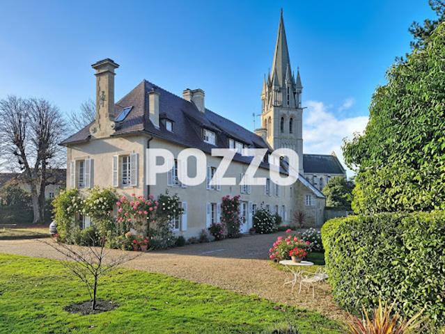 Vente Maison de maître 10 pièces 380 m2 Douvres la Délivrande