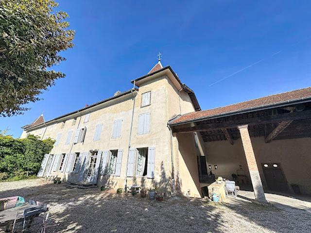 Vente Maison 10 pièces 380 m2 La Côte Saint André