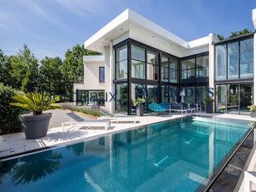 Vente Maison 10 pièces 390 m2 Bordeaux