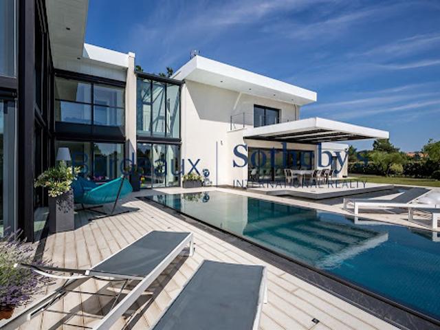 Vente Maison 10 pièces 390 m2 Bordeaux