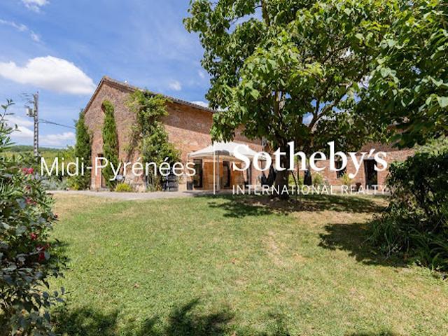 Vente Maison 10 pièces 390 m2 Buzet sur Tarn