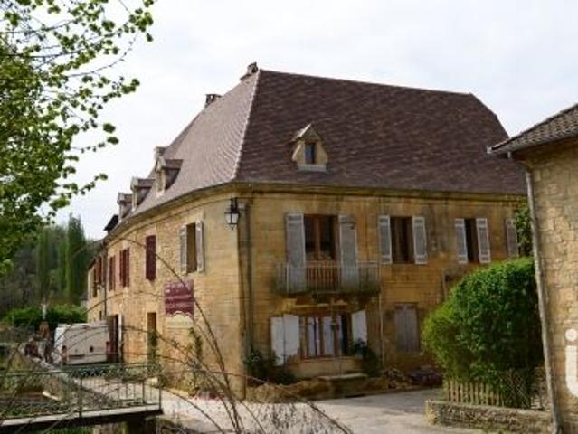 Vente Maison 10 pièces 392 m2 Saint Pompont