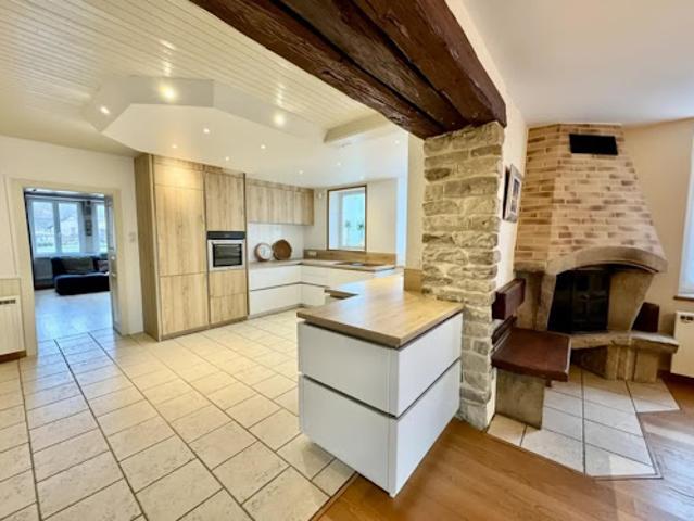 Vente Maison 10 pièces 398 m2 Voyer