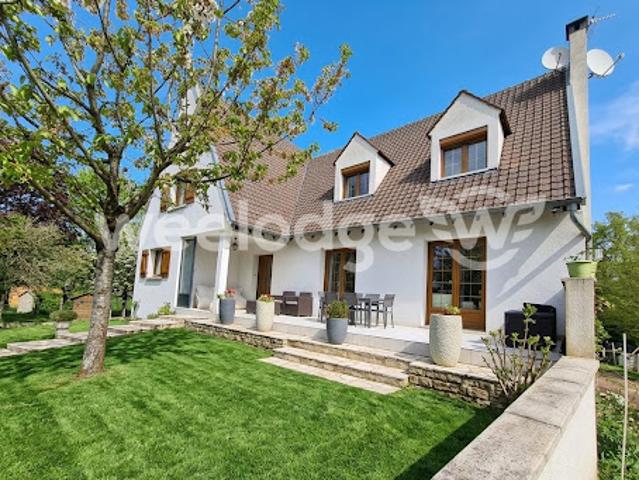Vente Maison 10 pièces 300 m2 Villemaréchal