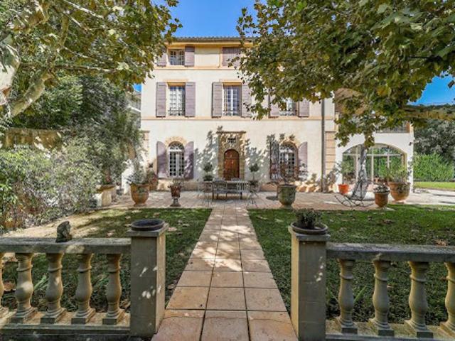Vente Maison 10 pièces 300 m2 Aix en Provence