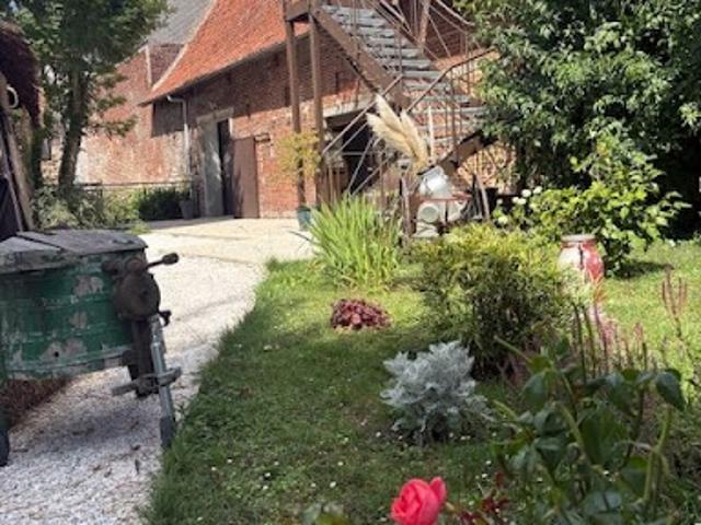 Vente Maison 10 pièces 300 m2 Avesnes le Comte