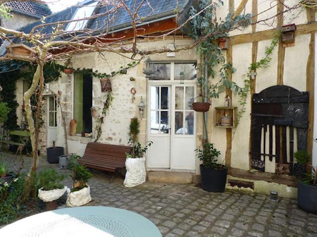 Vente Maison 10 pièces 300 m2 Chatillon sur loire