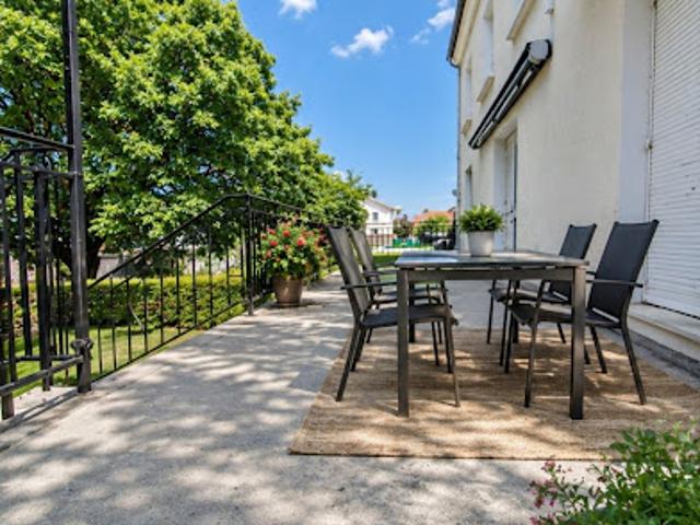 Vente Maison 10 pièces 300 m2 Charmes