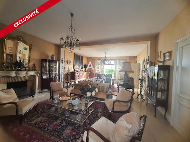 Vente Maison 10 pièces 300 m2 Commentry