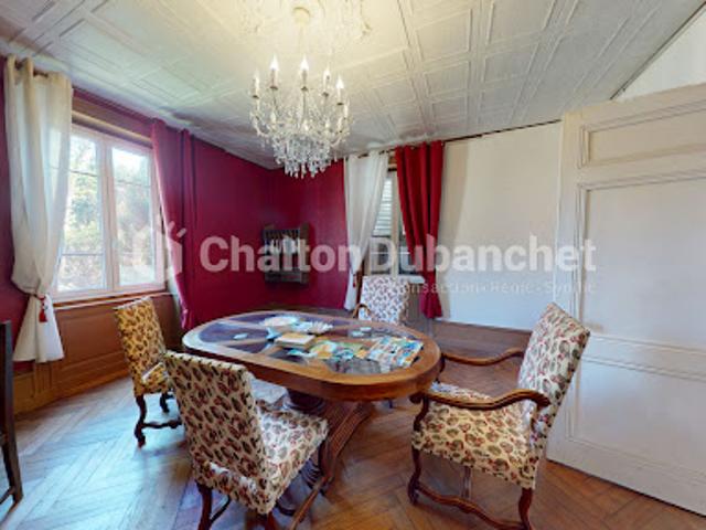 Vente Maison 10 pièces 300 m2 Leigneux