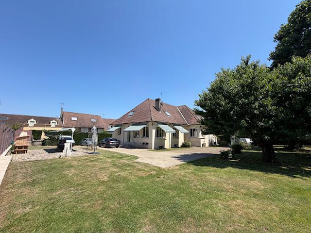 Vente Maison 10 pièces 300 m2 Nanteuil lès Meaux