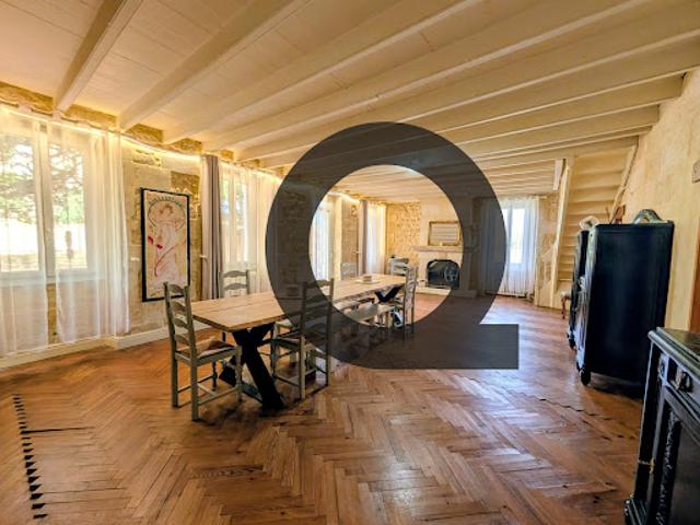 Vente Maison 10 pièces 343 m2 Saint Loubès