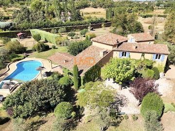 Vente Maison 10 pièces 306 m2 Trets