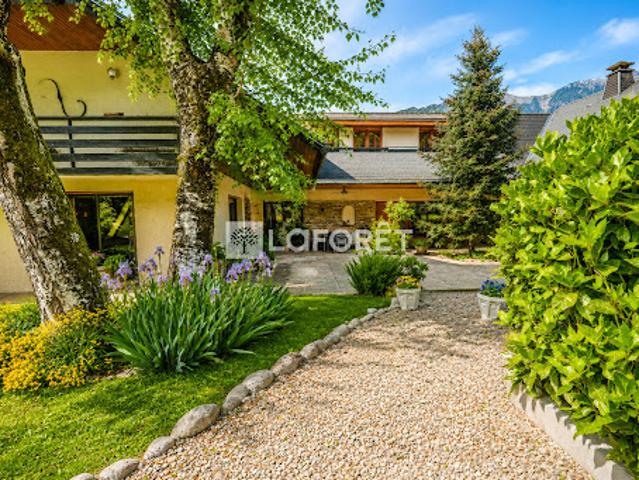 Vente Maison 10 pièces 308.88 m2 Aiton