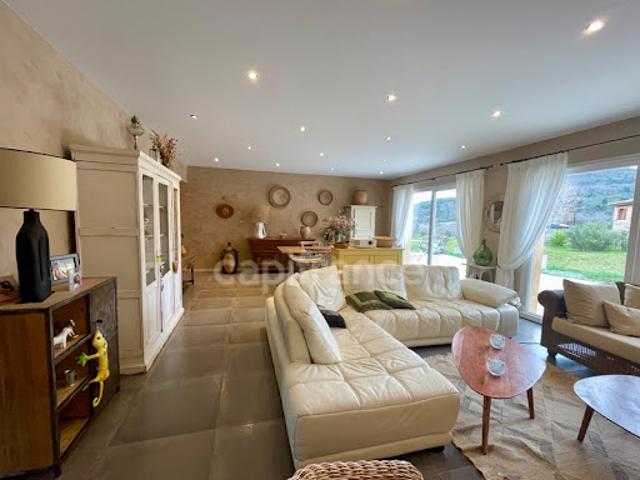 Vente Maison 10 pièces 308 m2 Apt
