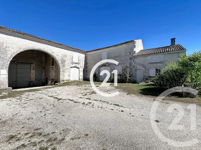 Vente Maison 10 pièces 308 m2 Louzac Saint André