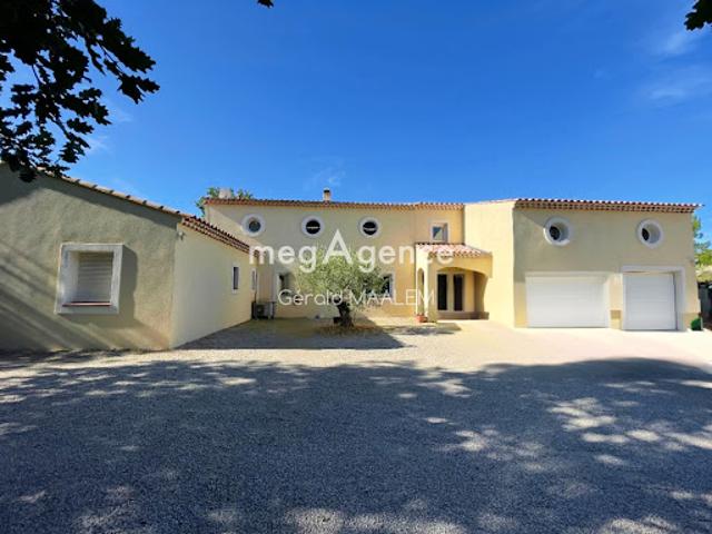 Vente Maison 10 pièces 309 m2 Régusse