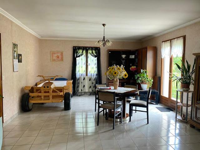 Vente Maison 10 pièces 310 m2 Turenne