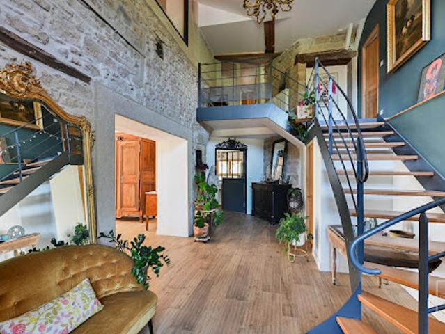 Vente Maison 10 pièces 315 m2 Collonges au Mont d'Or