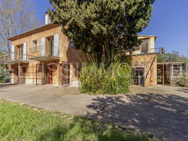Vente Maison 10 pièces 315 m2 Villeneuve les avignon