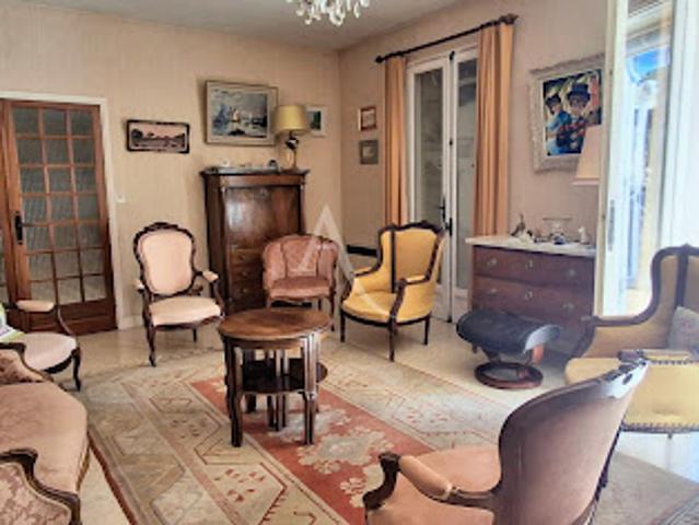 Vente Maison 10 pièces 349 m2 Bédarieux